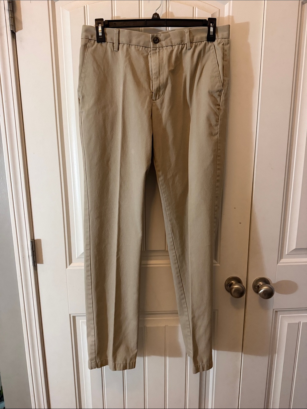 Amazon Essentials Men's Chino Pants in Beige Tan